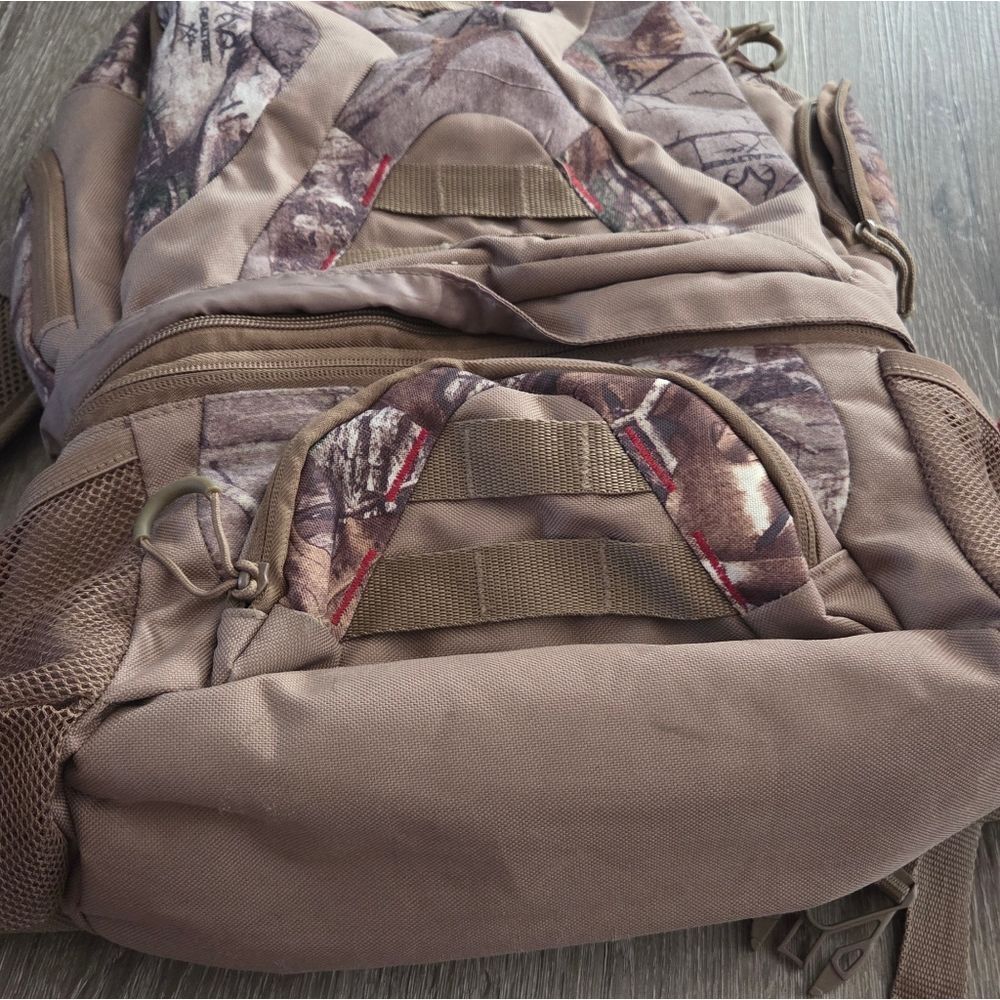 Fieldline Big Game Backpack - Picture 2 of 10